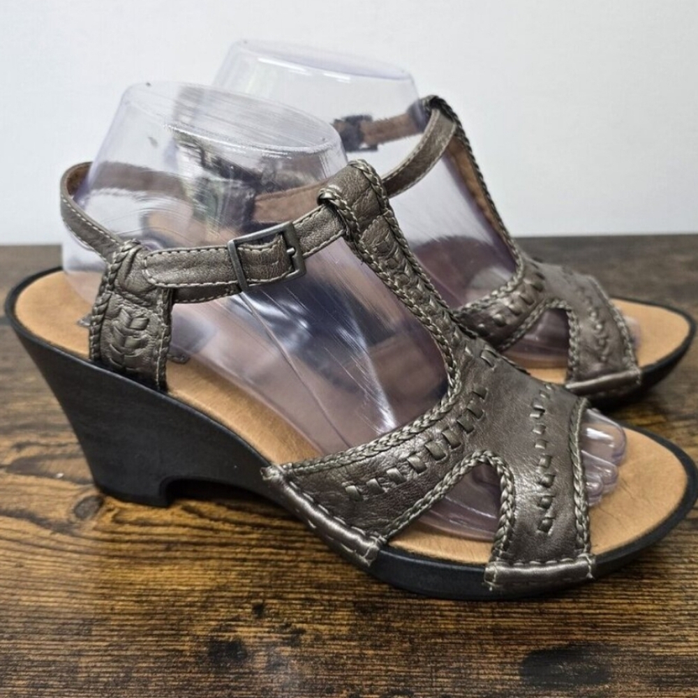 Clarks Bendables bronze metallic leather strappy high heel platform wedge sandal